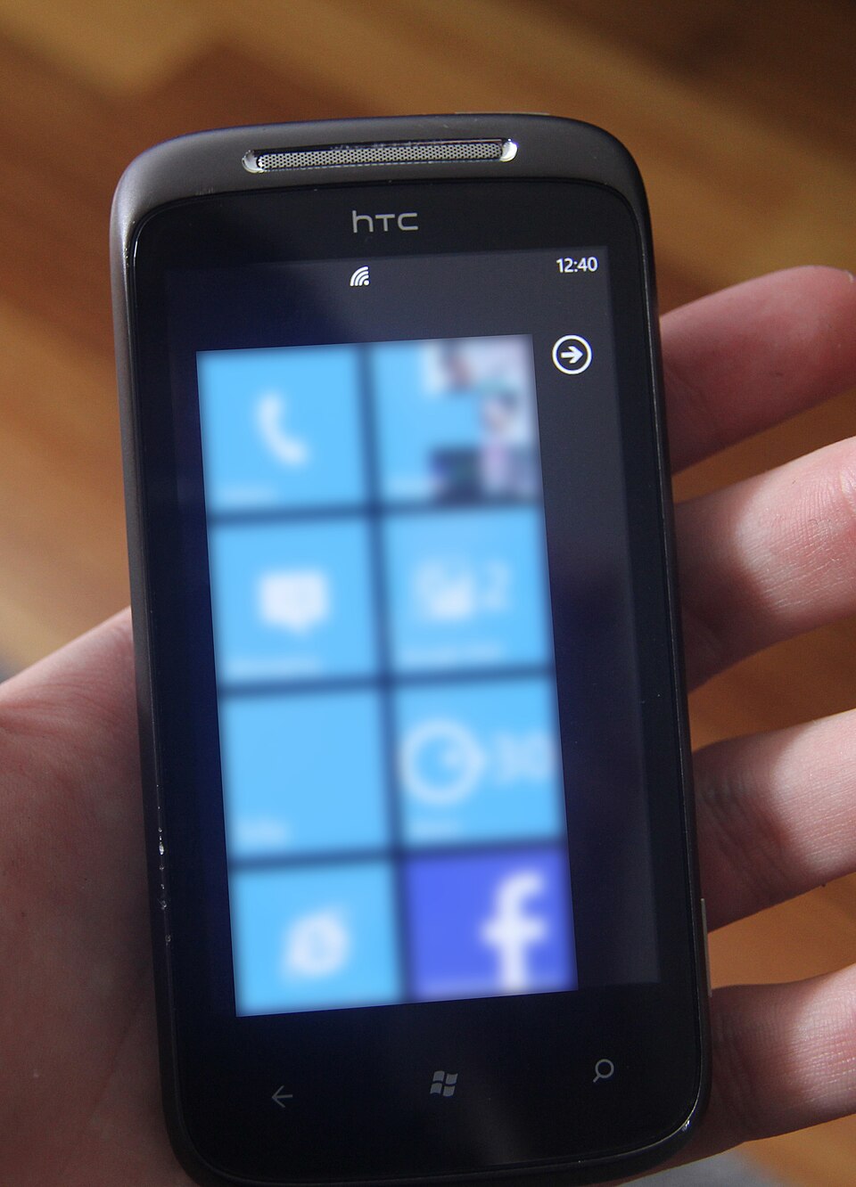 HTC 7 Mozart, фото