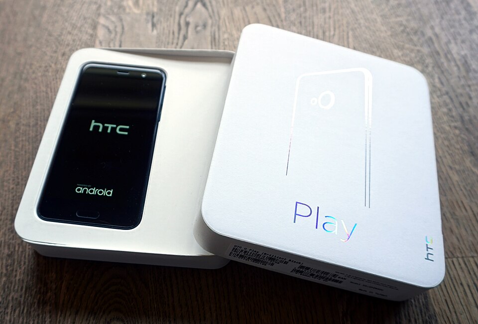 HTC U Play (Alpine), zdjęcie