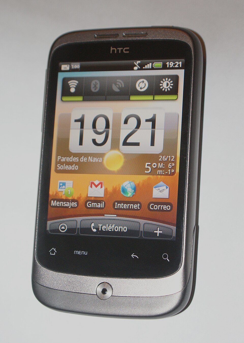 HTC Wildfire (Buzz), foto
